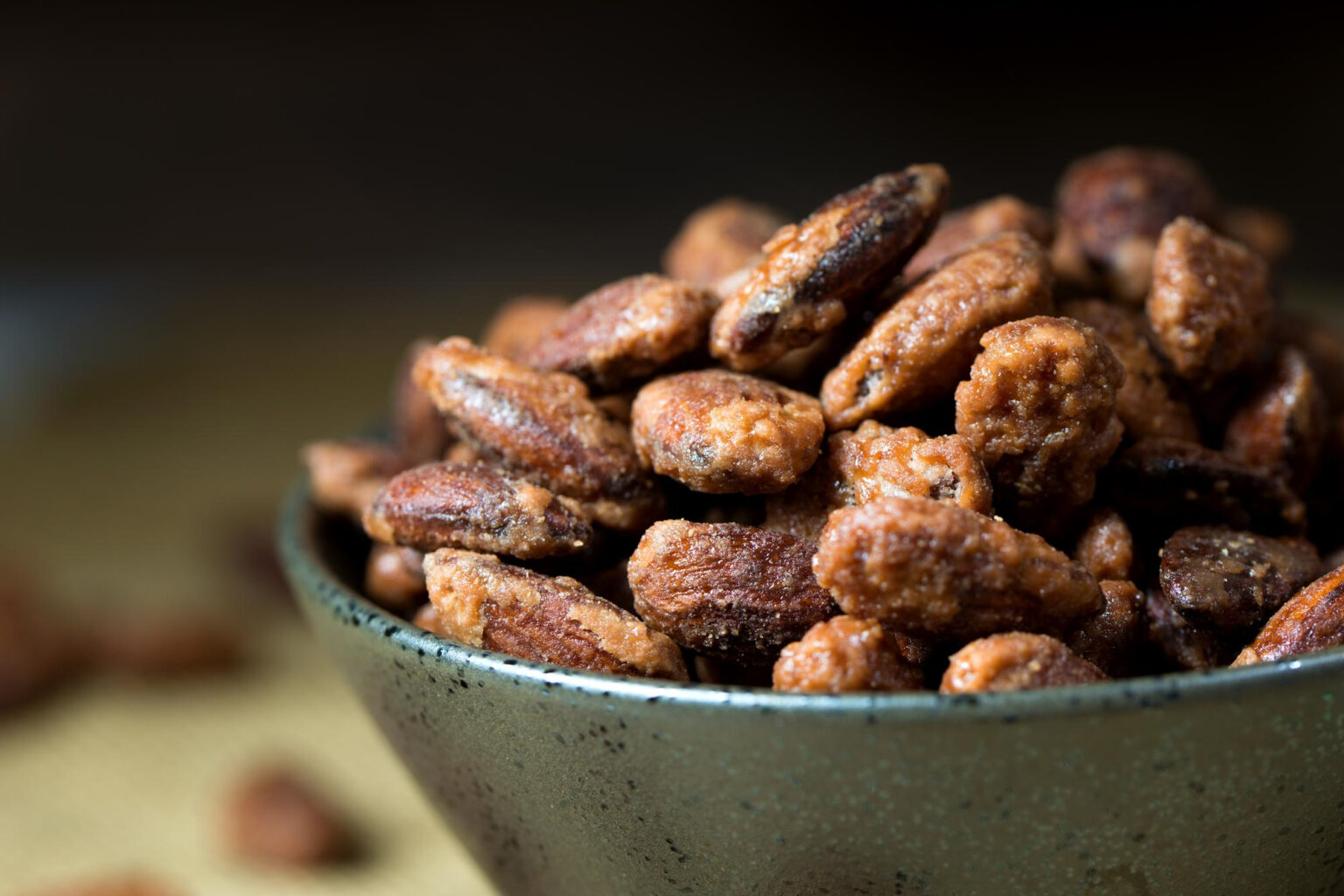 Gebrannte Mandeln Airfryer Rezept - KnusperWelt Gebrannte Mandeln Airfryer Rezept - KnusperWelt